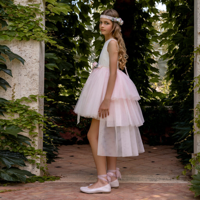 MM 632 | Vestido rosa clarinho com rabona amovível.