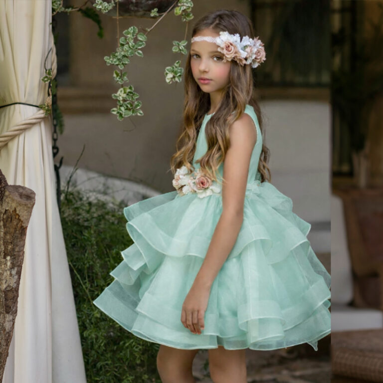 MG 953 | Vestido verde água com cinto de flores.